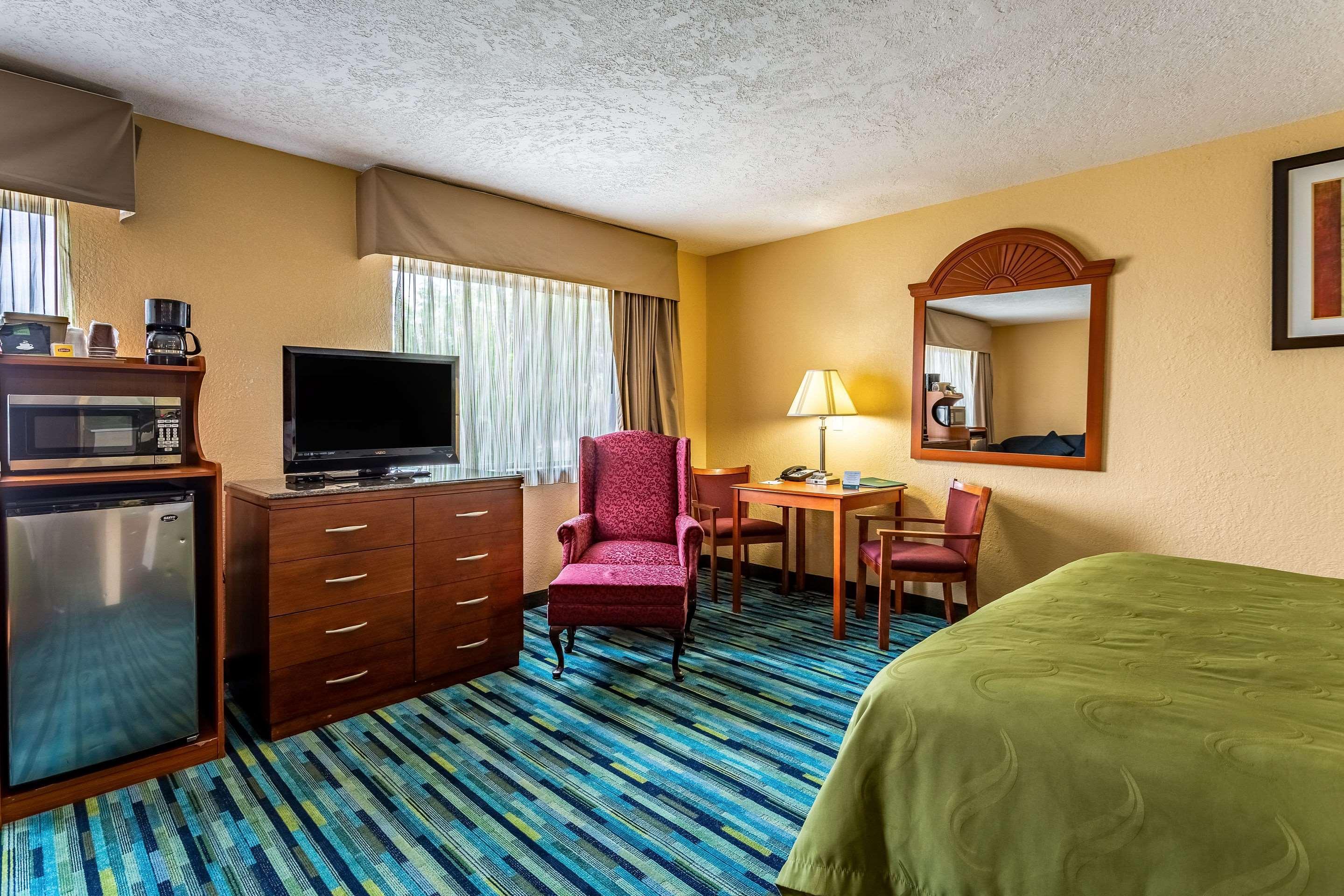 Quality Inn Los Lunas Экстерьер фото