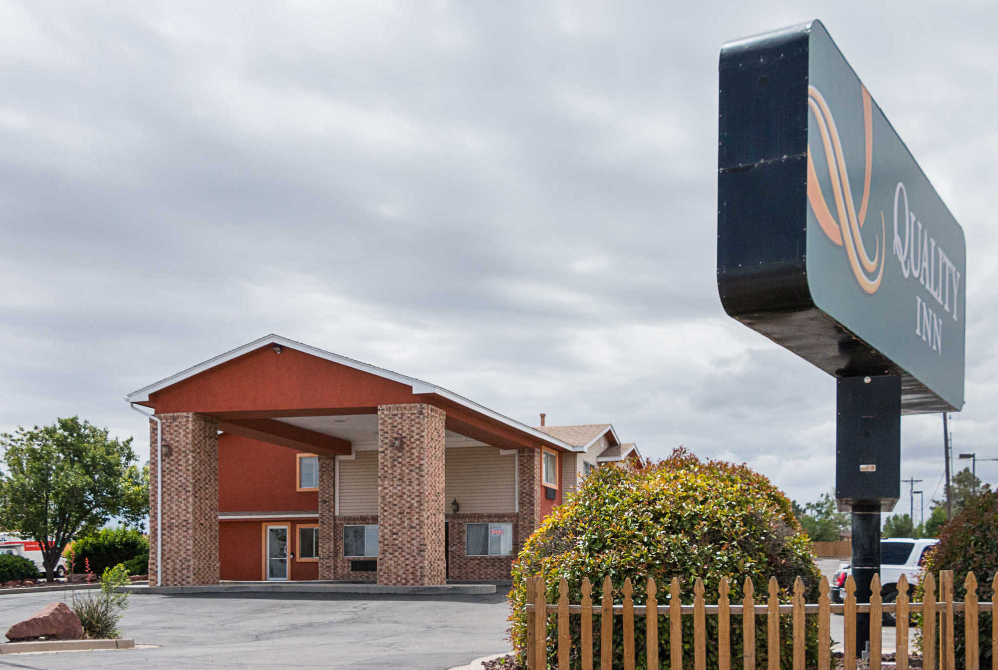 Quality Inn Los Lunas Экстерьер фото
